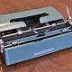 Typewriter Olivetti lettera 32