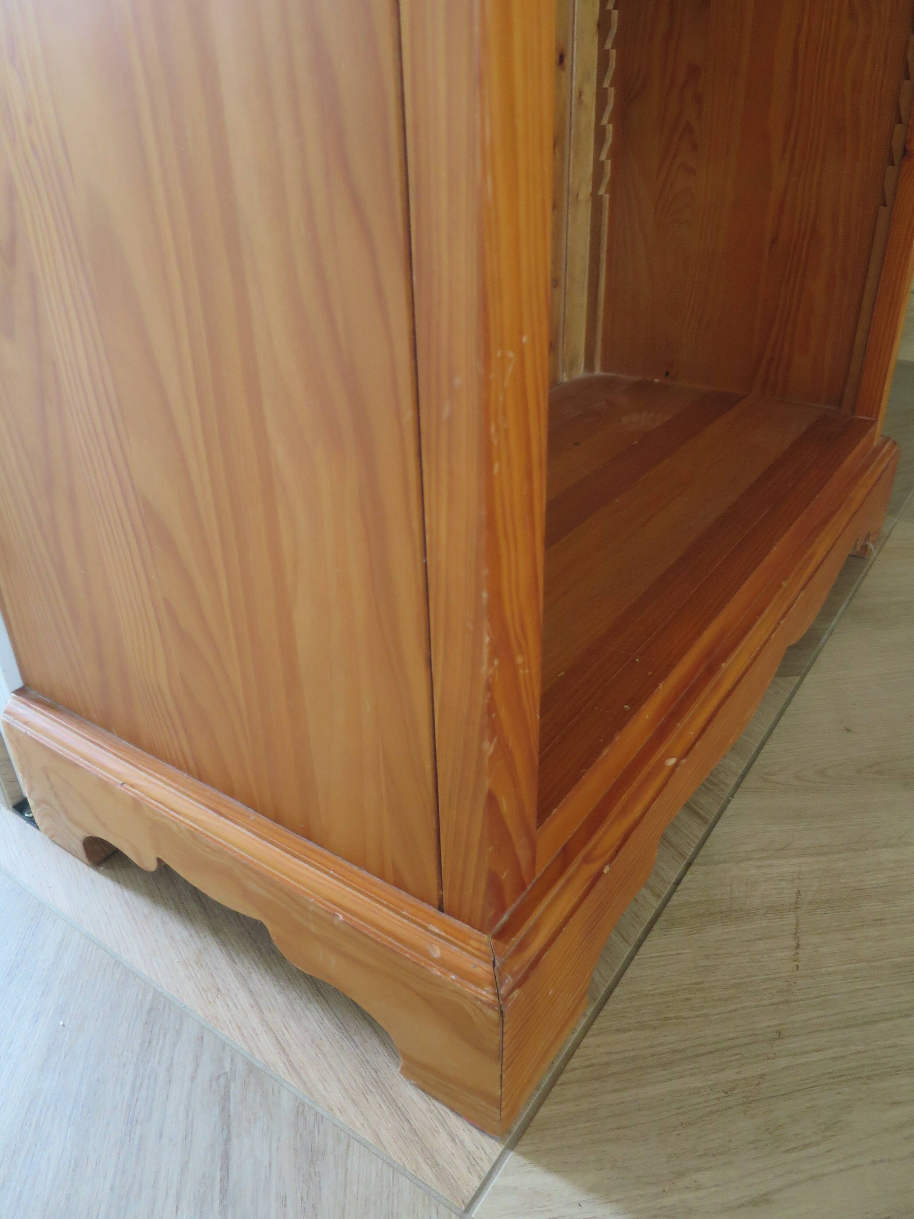 Beautiful bookshelf - solid pine - 5 shelves - country style - natural colour