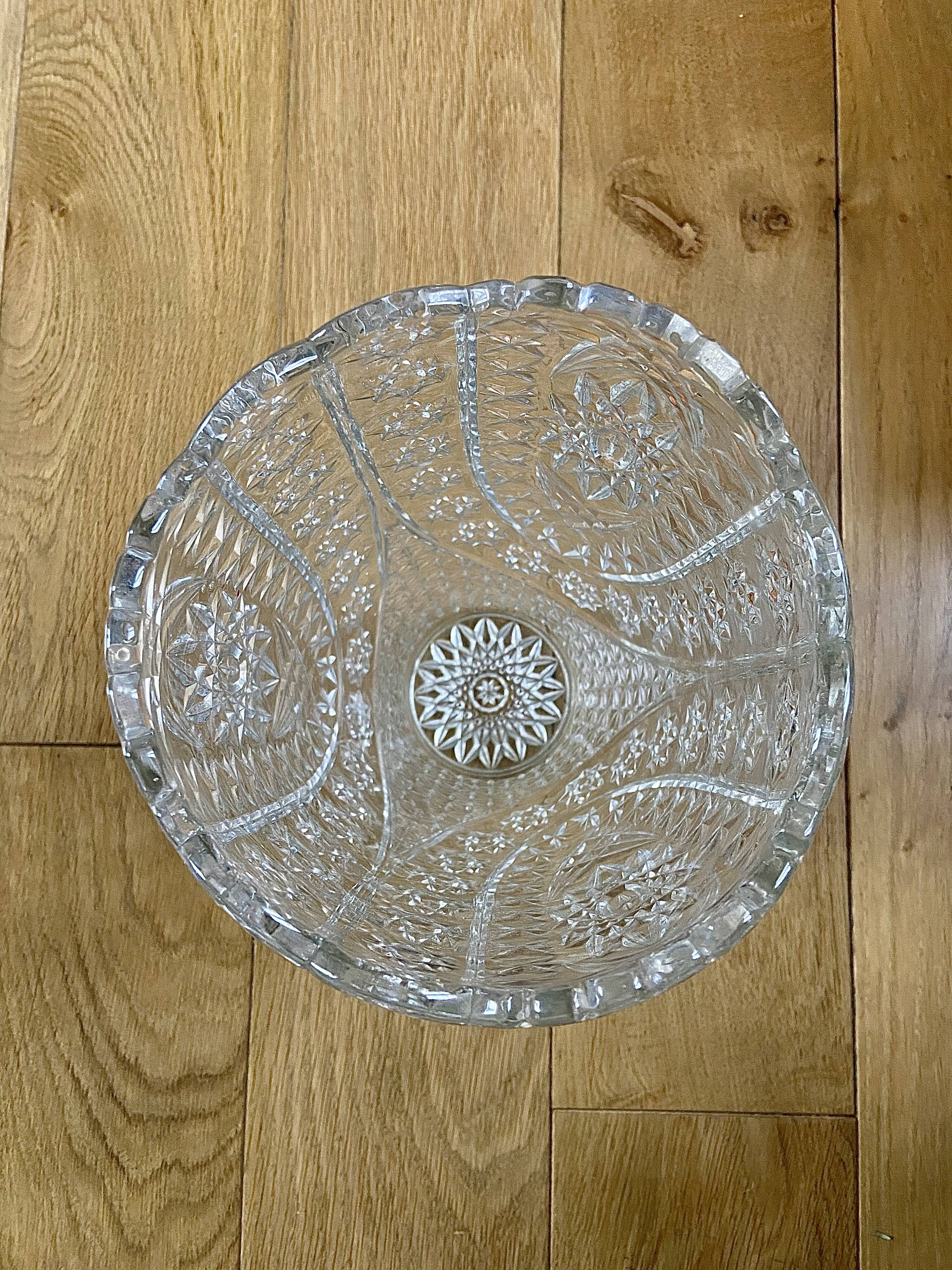 Flowery cut crystal vase