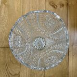 Vase en cristal taillé fleuri