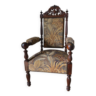 Fauteuil en noyer style néo renaissance XXeme