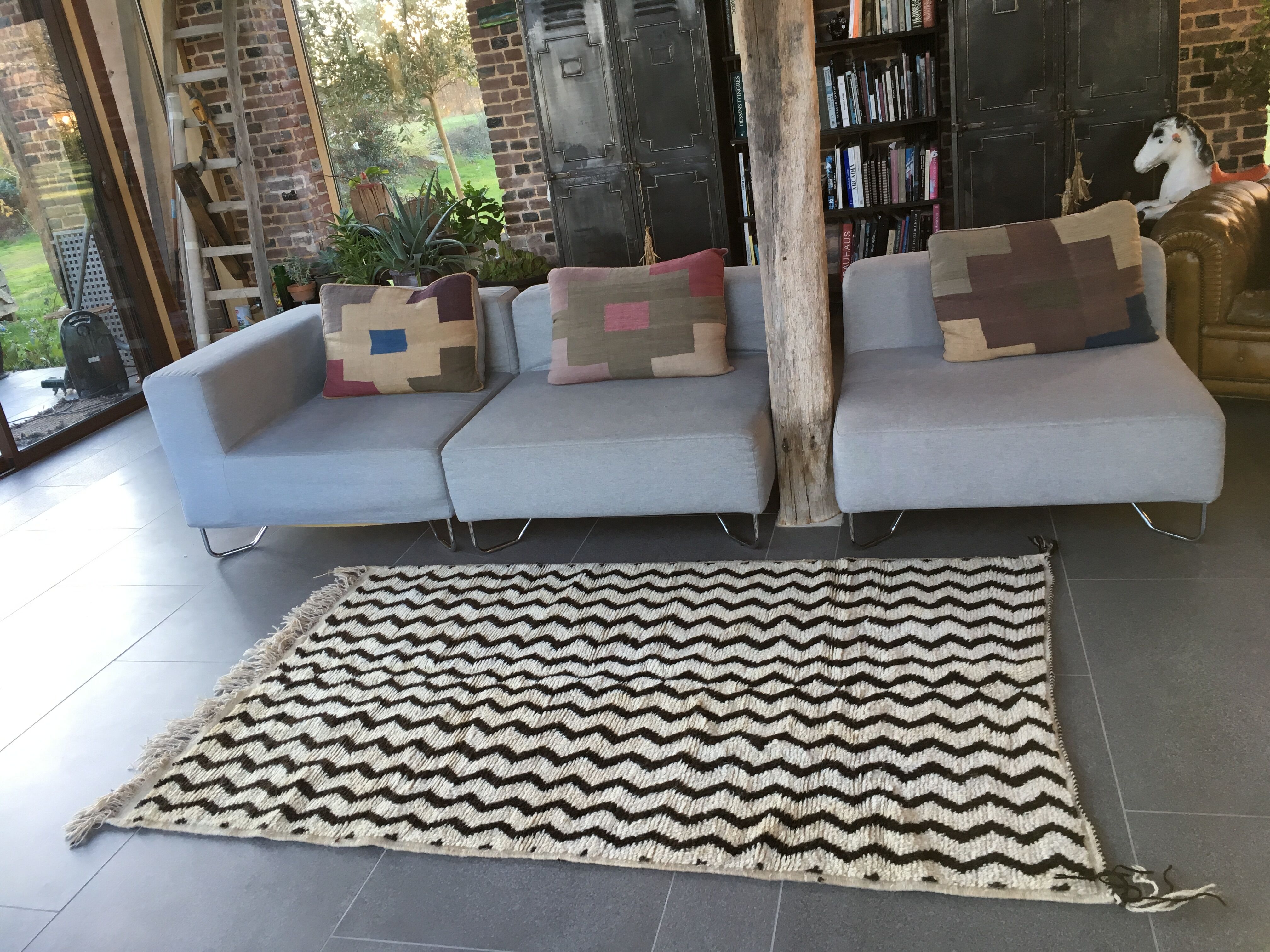 Carpet taznakht black and white, 200 x 125