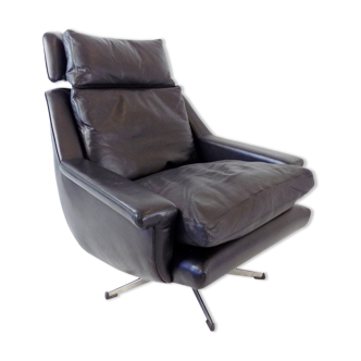ESA 802 black leather armchair by Werner Langenfeld