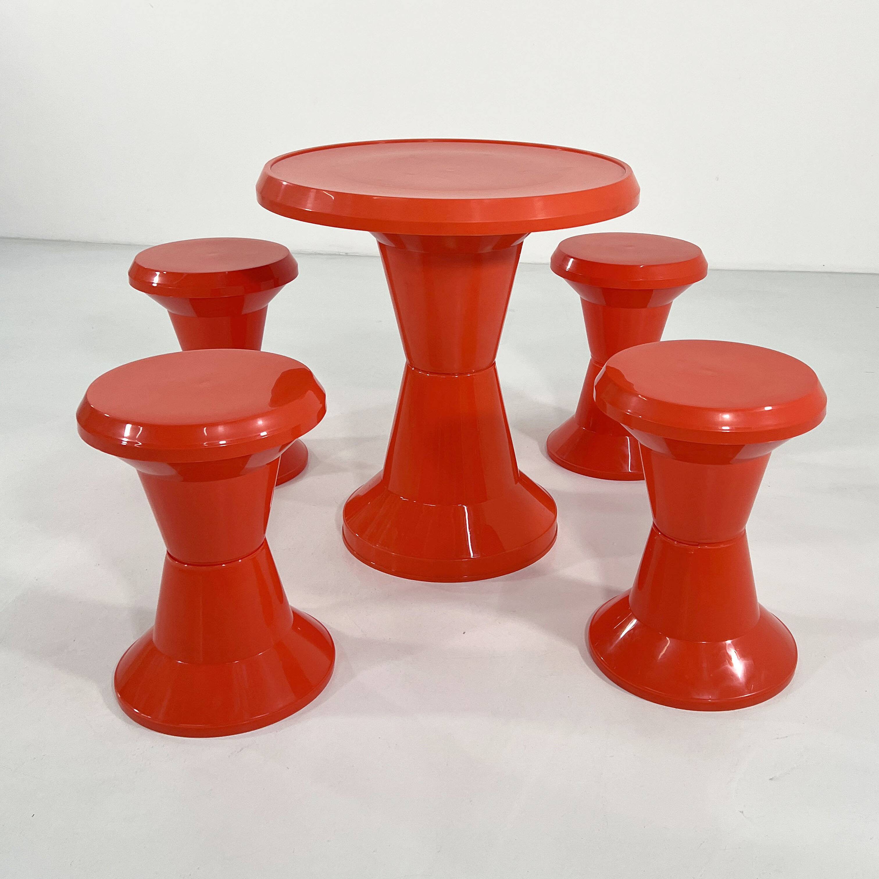 Set of 4 stools and a table model Taormina by Giganplast, 1970.