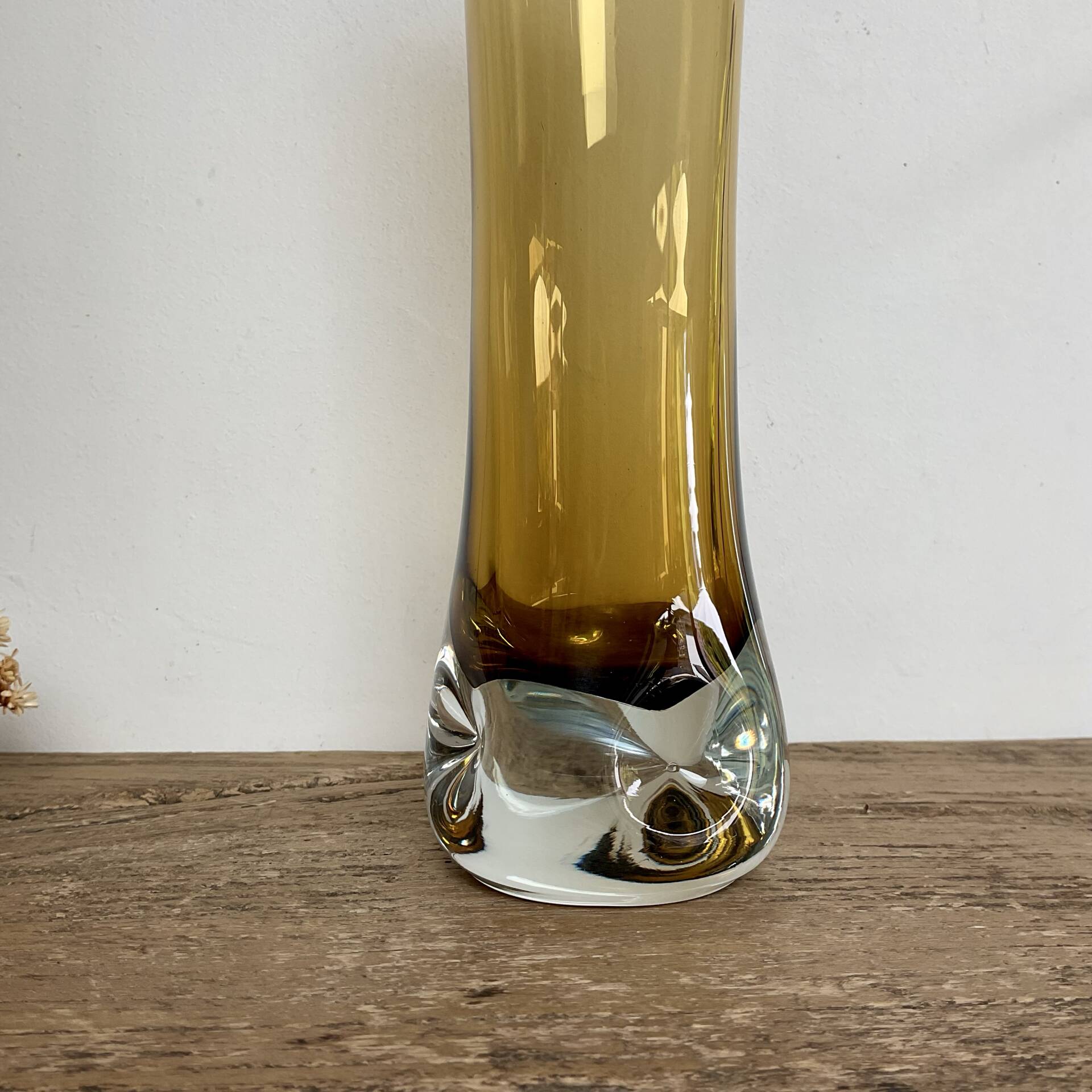 Vase verre soufflé ambre