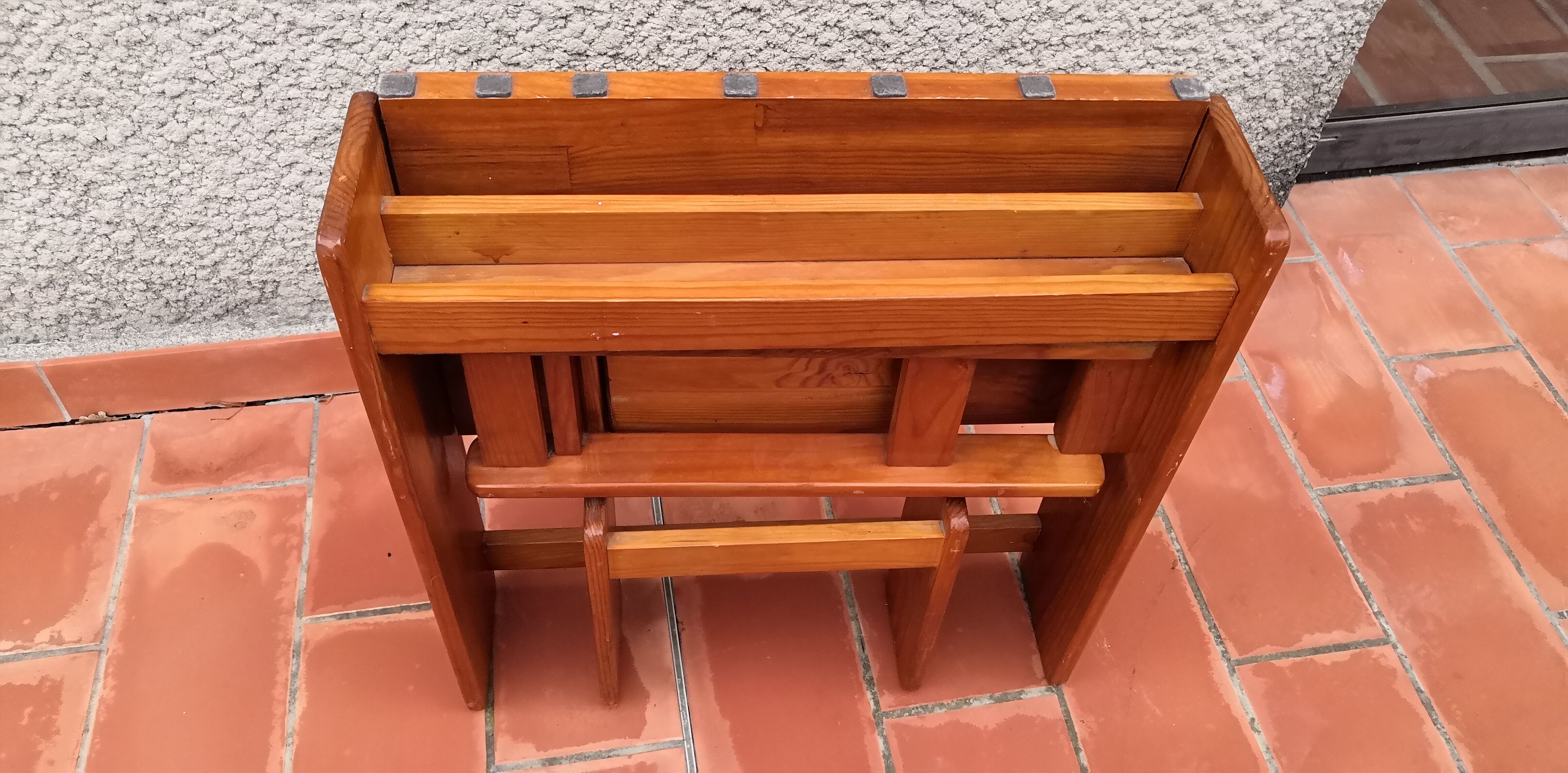Children's desk with vintage solid pine system