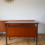 Bureau scandinave en placage chêne métal noir, Design Moderniste, 1960