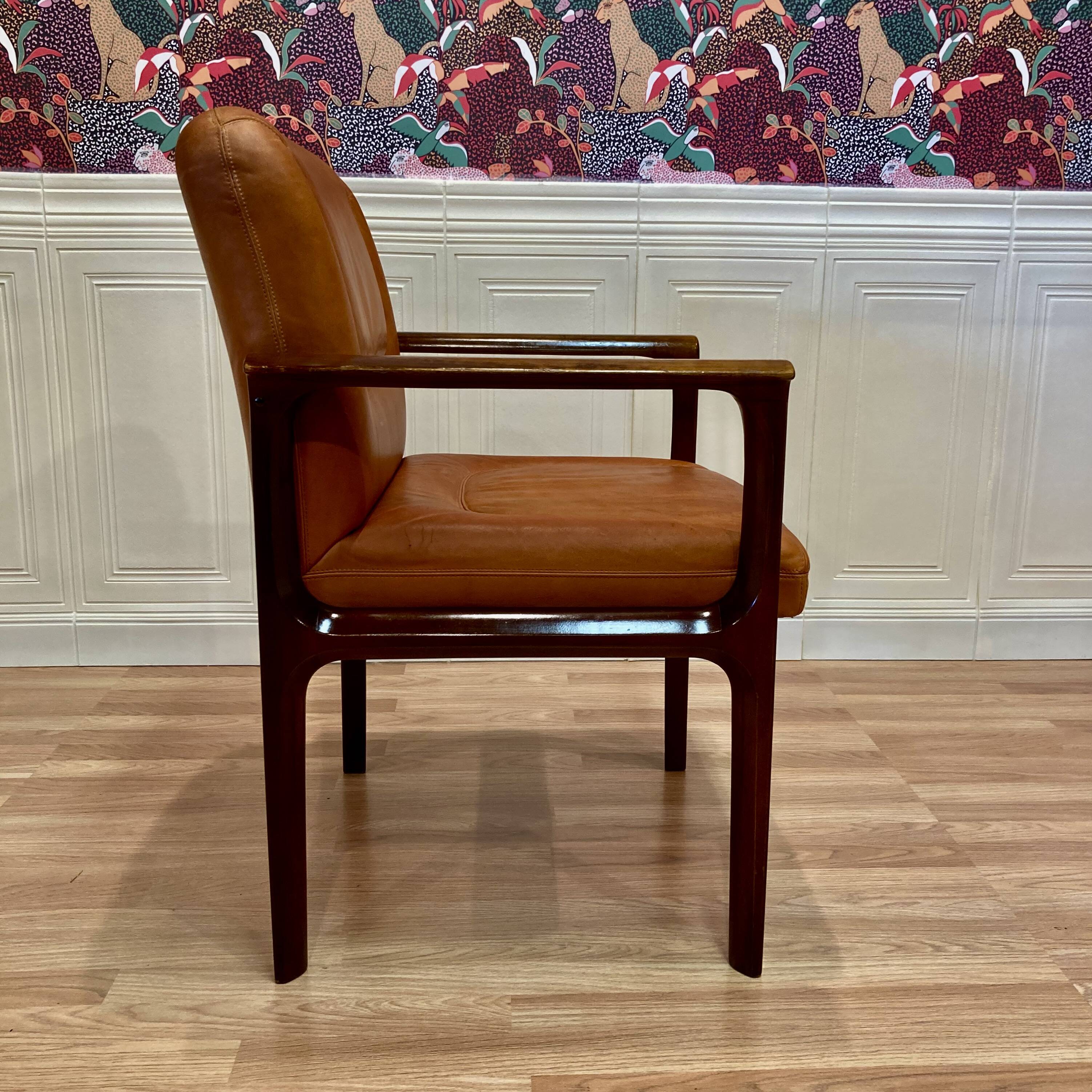 Leather armchair "1960 design".