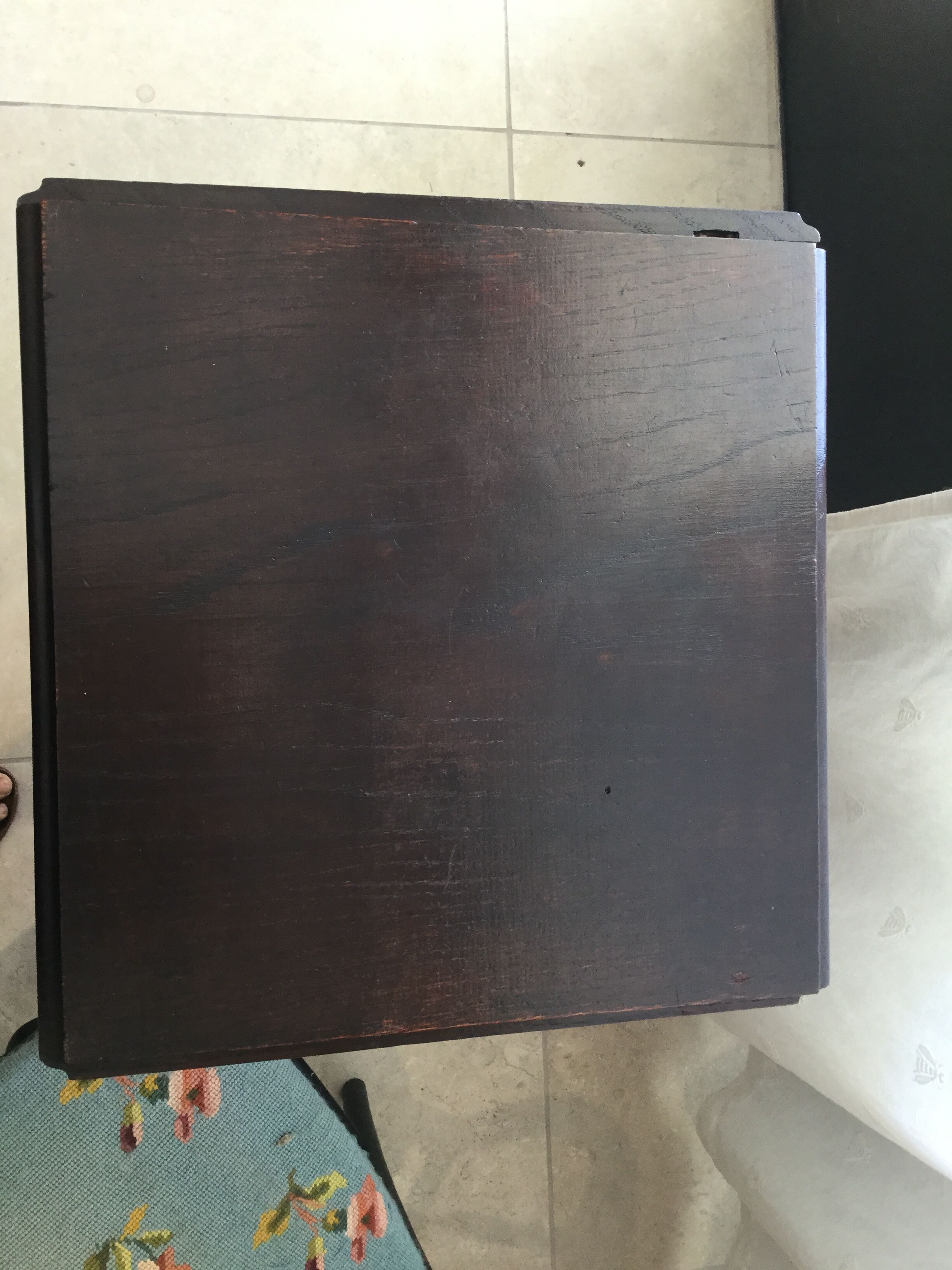 Extra table, harness or console