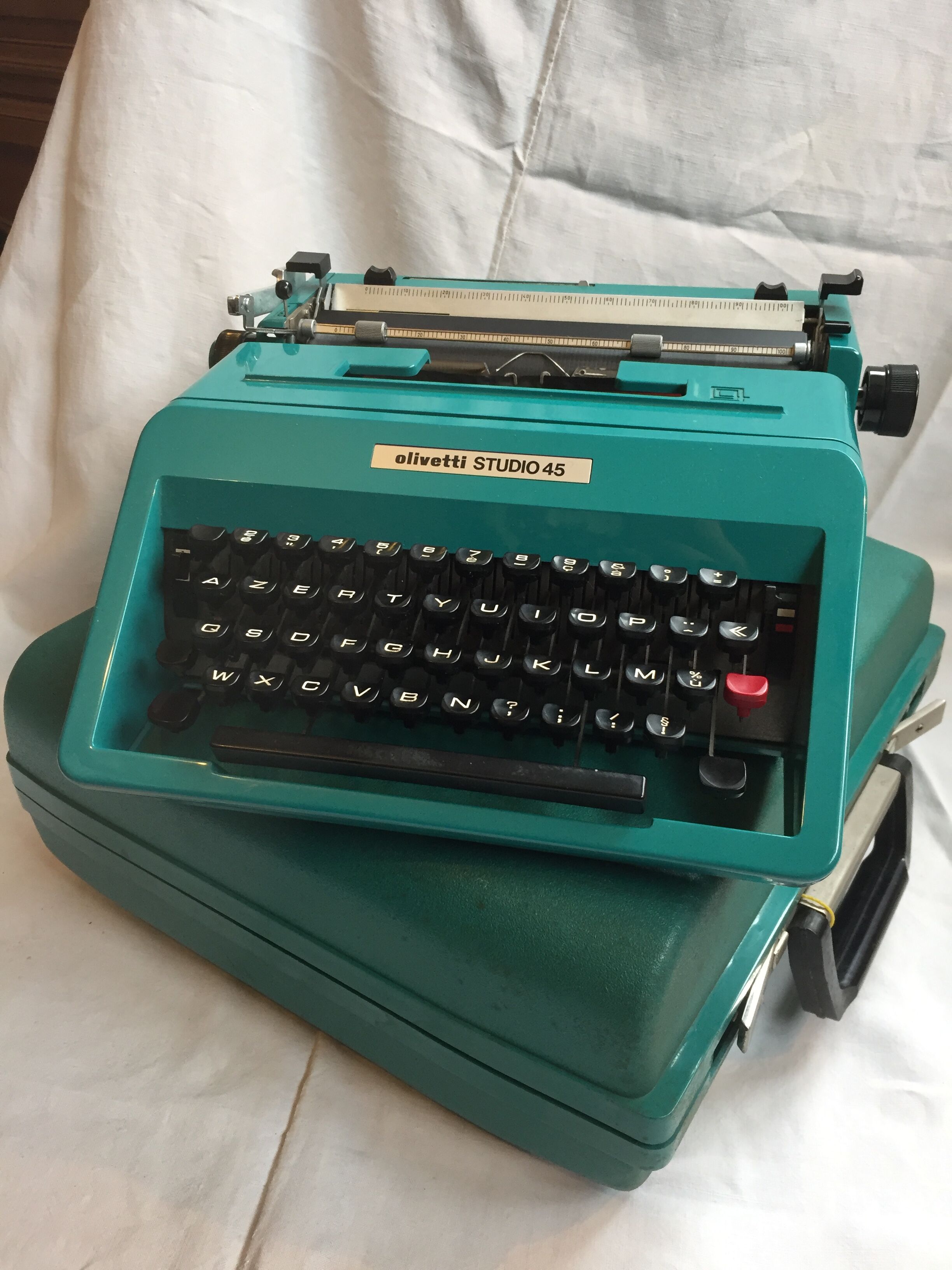 Machine Olivetti Studios 45 new