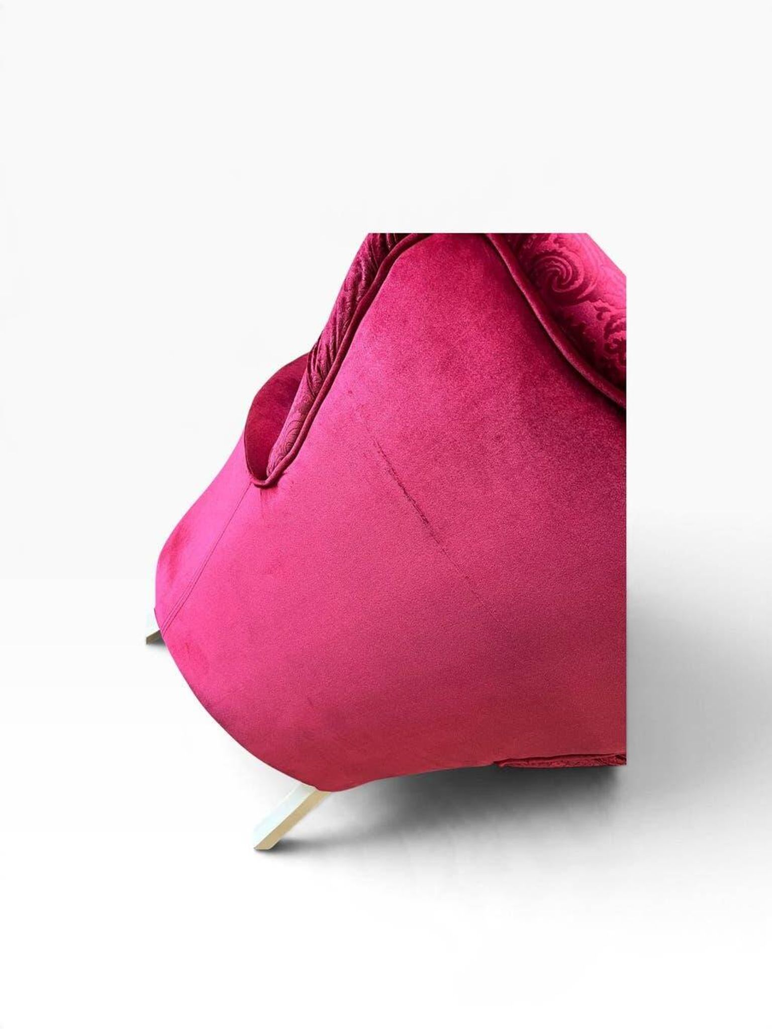 Vintage fuchsia baroque armchair / seat