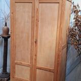 Armoire vintage