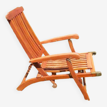 Chaise longue en bois