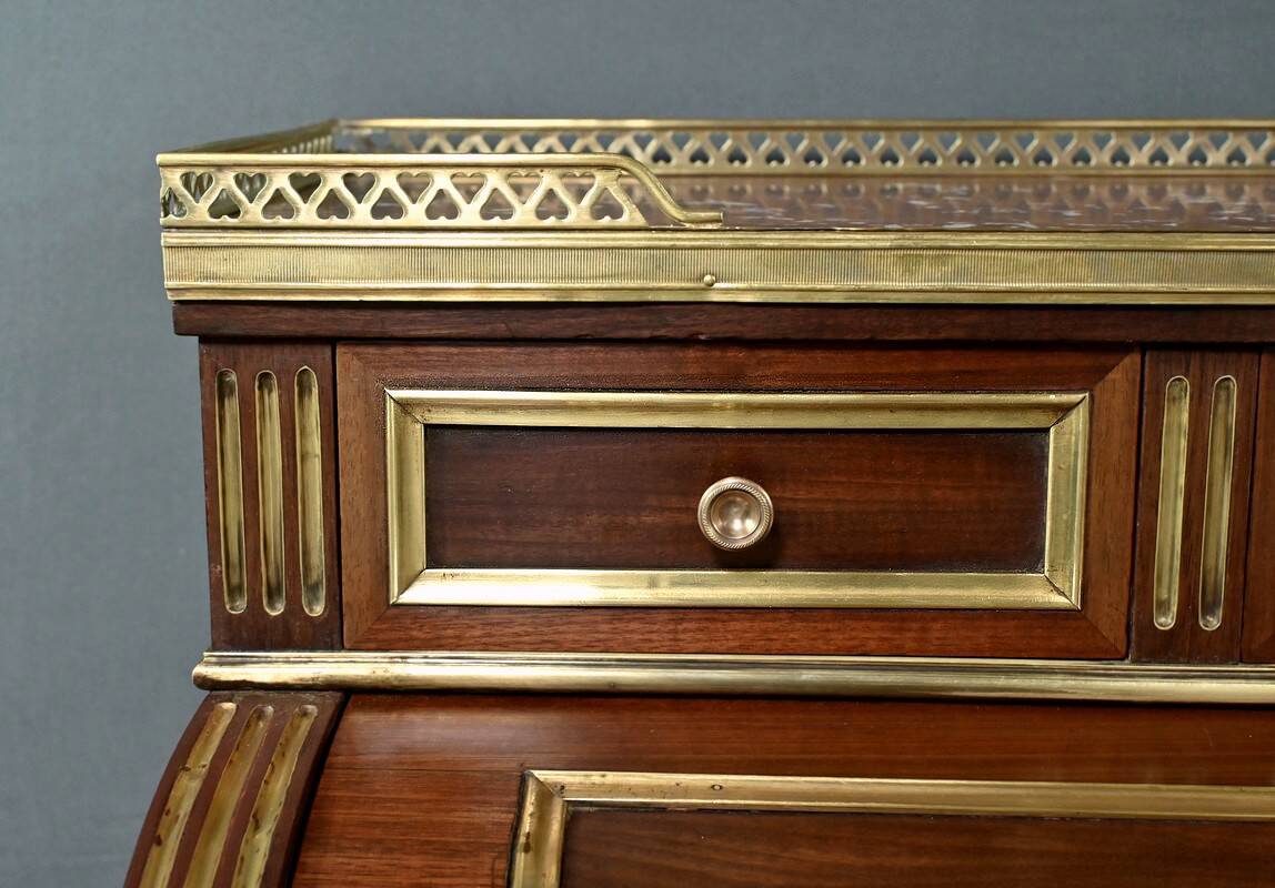 Small Mahogany Cylinder Desk, Louis XVI Style – Mid-19th Century