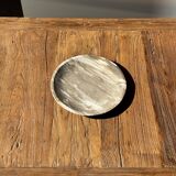 Petrified wood vide poche, circular dish or plate in light beige D25.