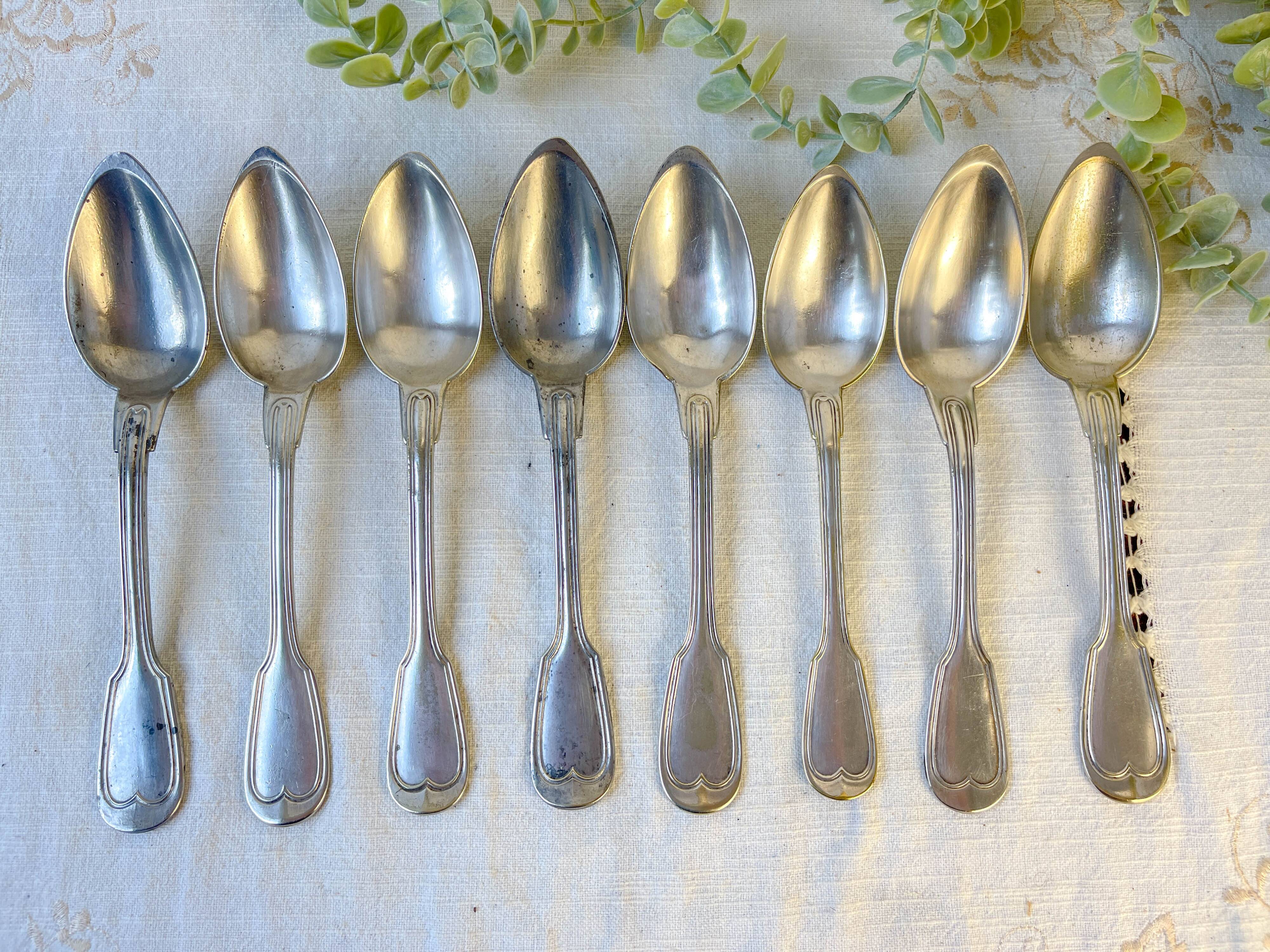 Set of 8 vintage silver plated soup spoons