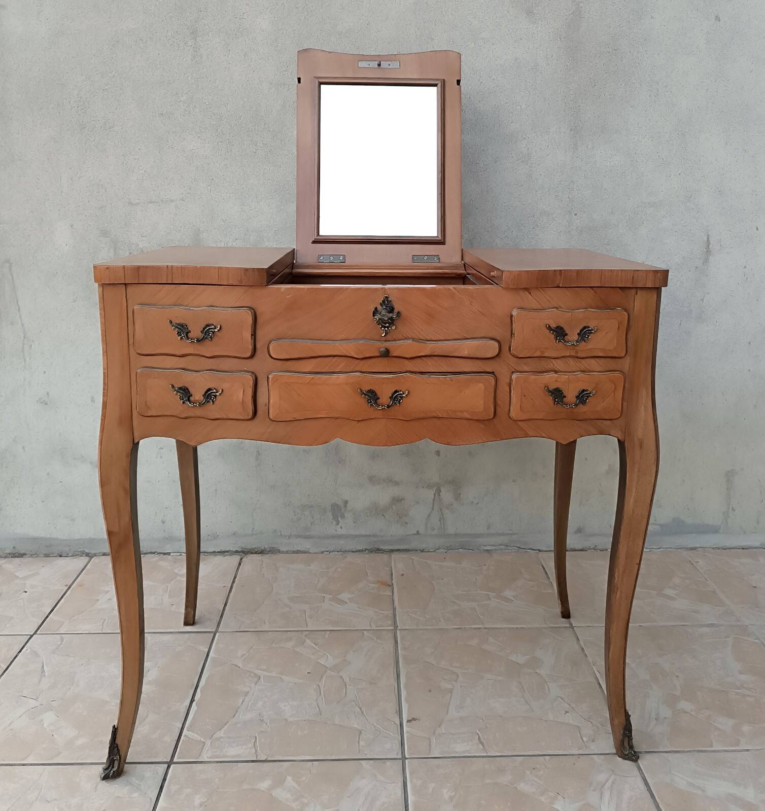 Louis XV style work table in walnut veneer