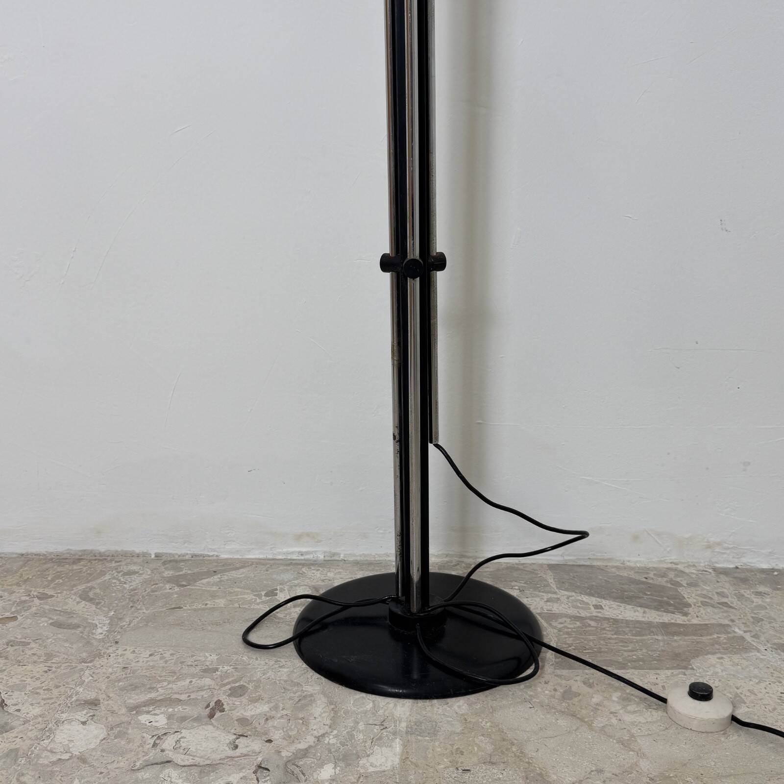 Floor Lamp Lights Milan Model P433 Brusasco and Torretta Design 1970s