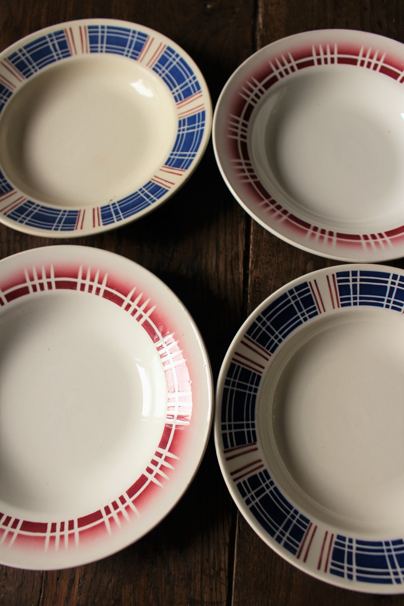Lot 4 hollow plates red blue art deco fécamp badonviller digoin