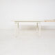 Table beige en bois extensible