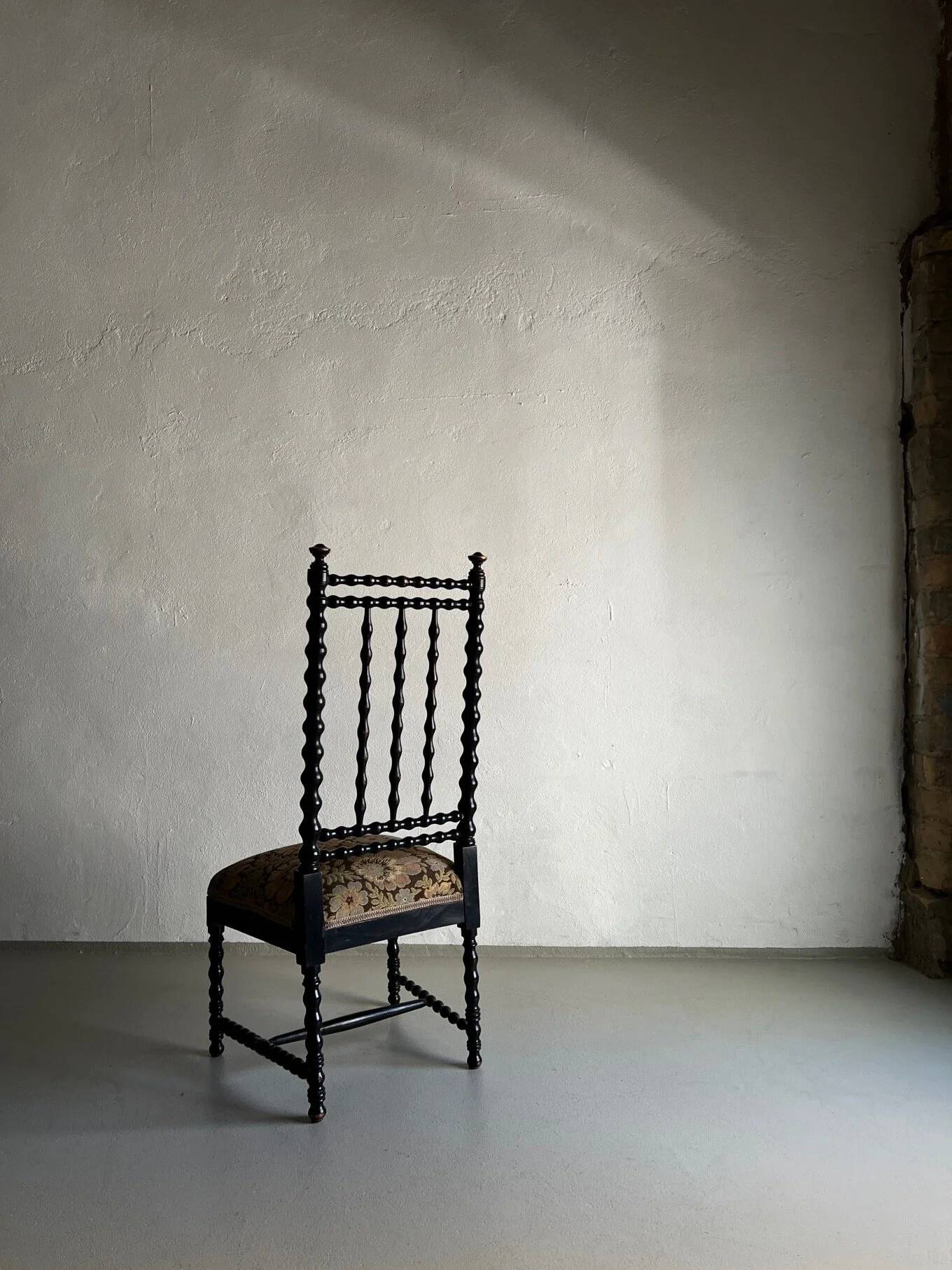 Oak bobbin chair | France | 1850s
