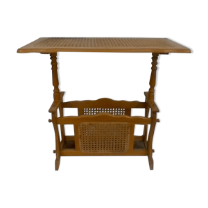Porte revue en cannage,