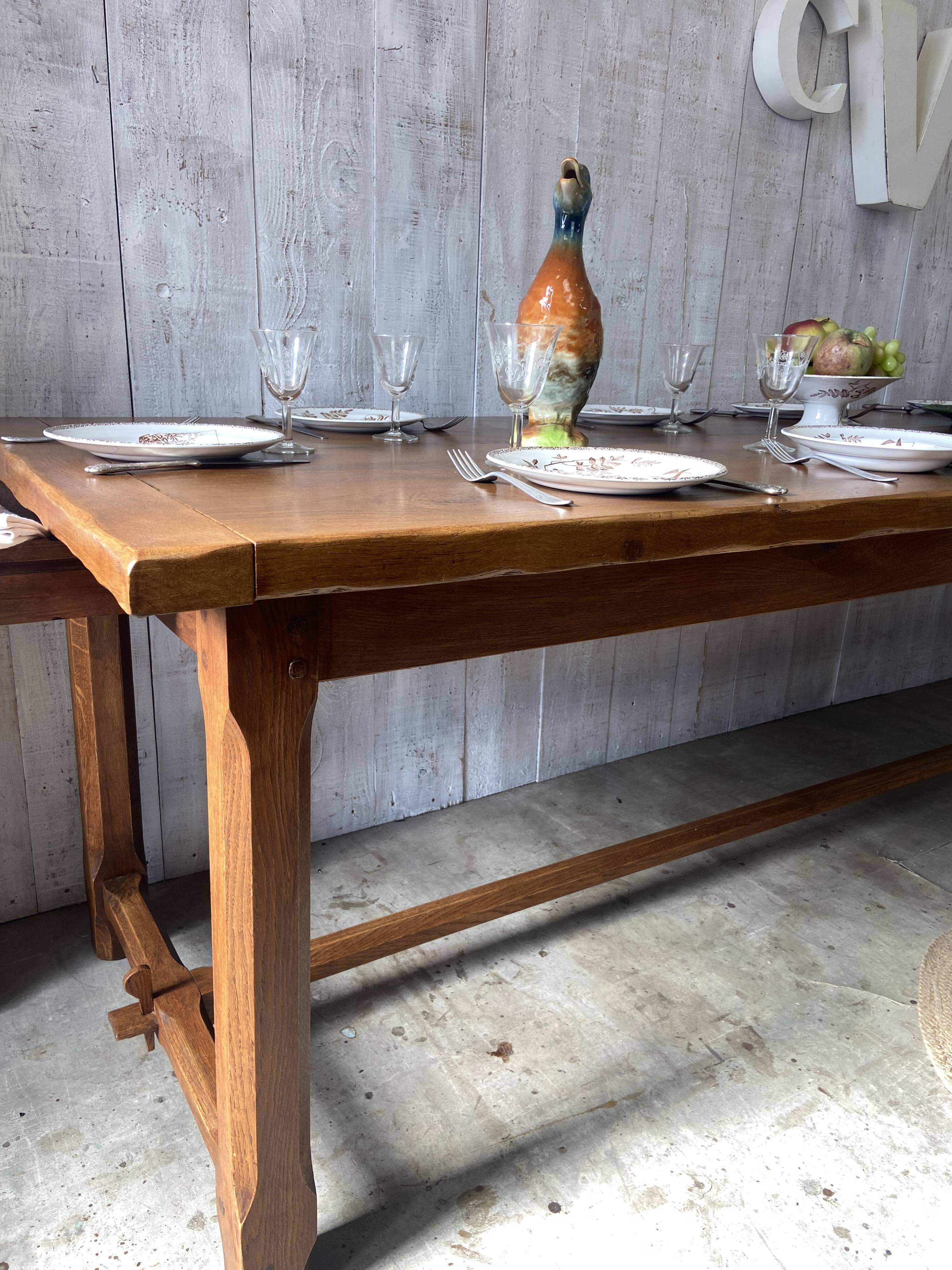 Table de ferme normande