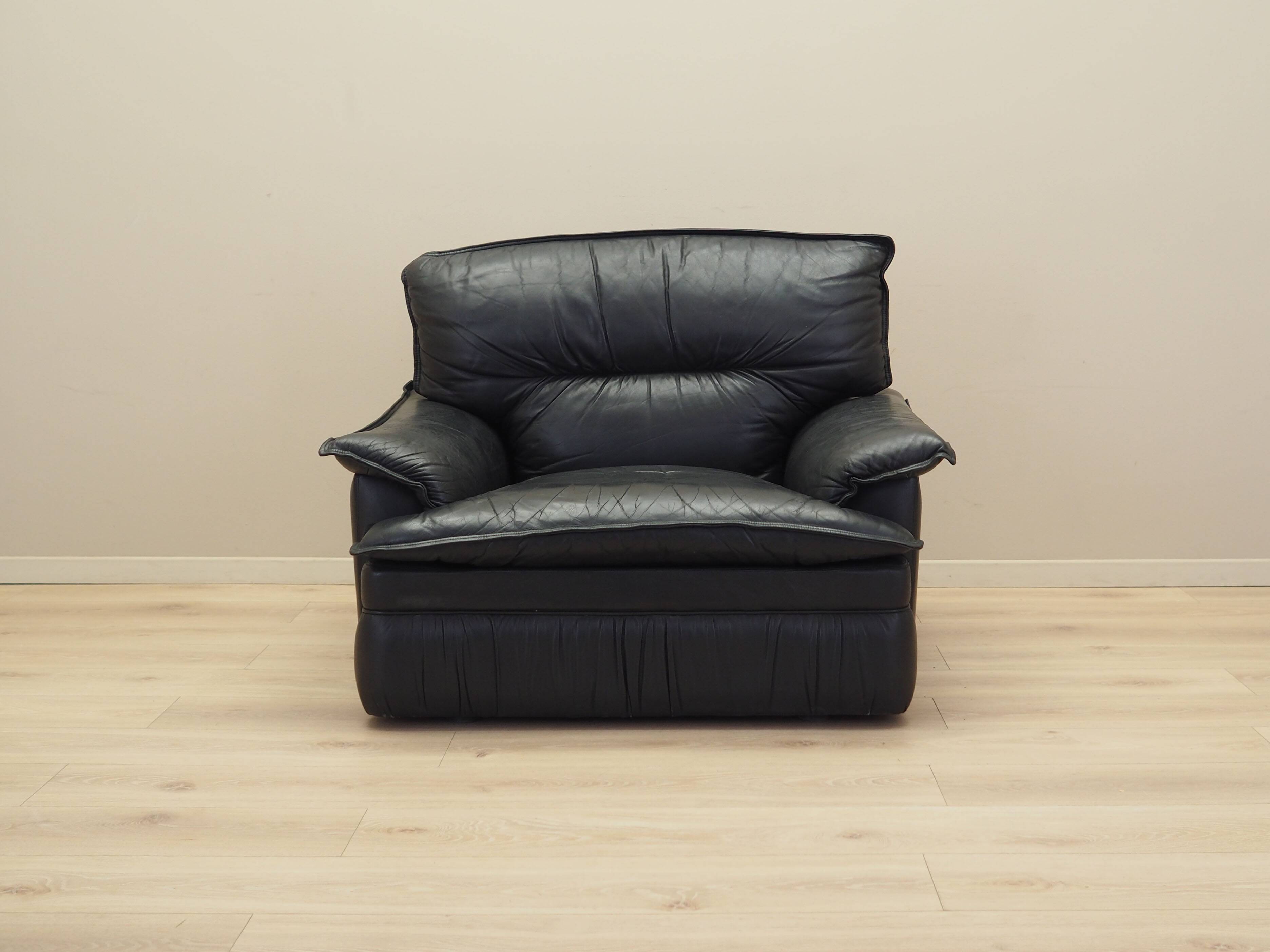 Leather armchair, Italian design, 1960s, production: Italy