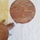 Paire de tabourets en bois - chevets brutalistes