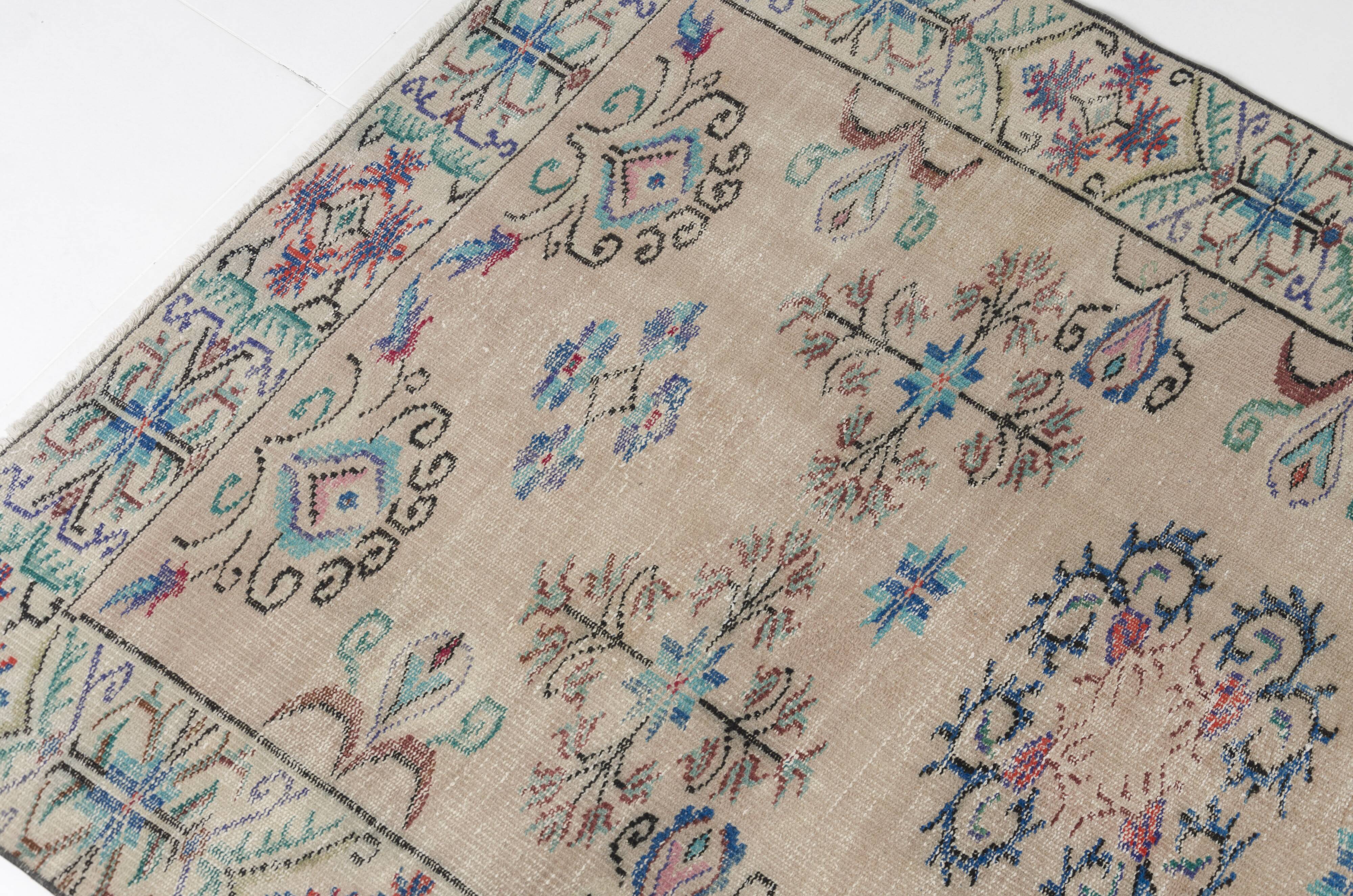 Flower Design Oushak Carpet