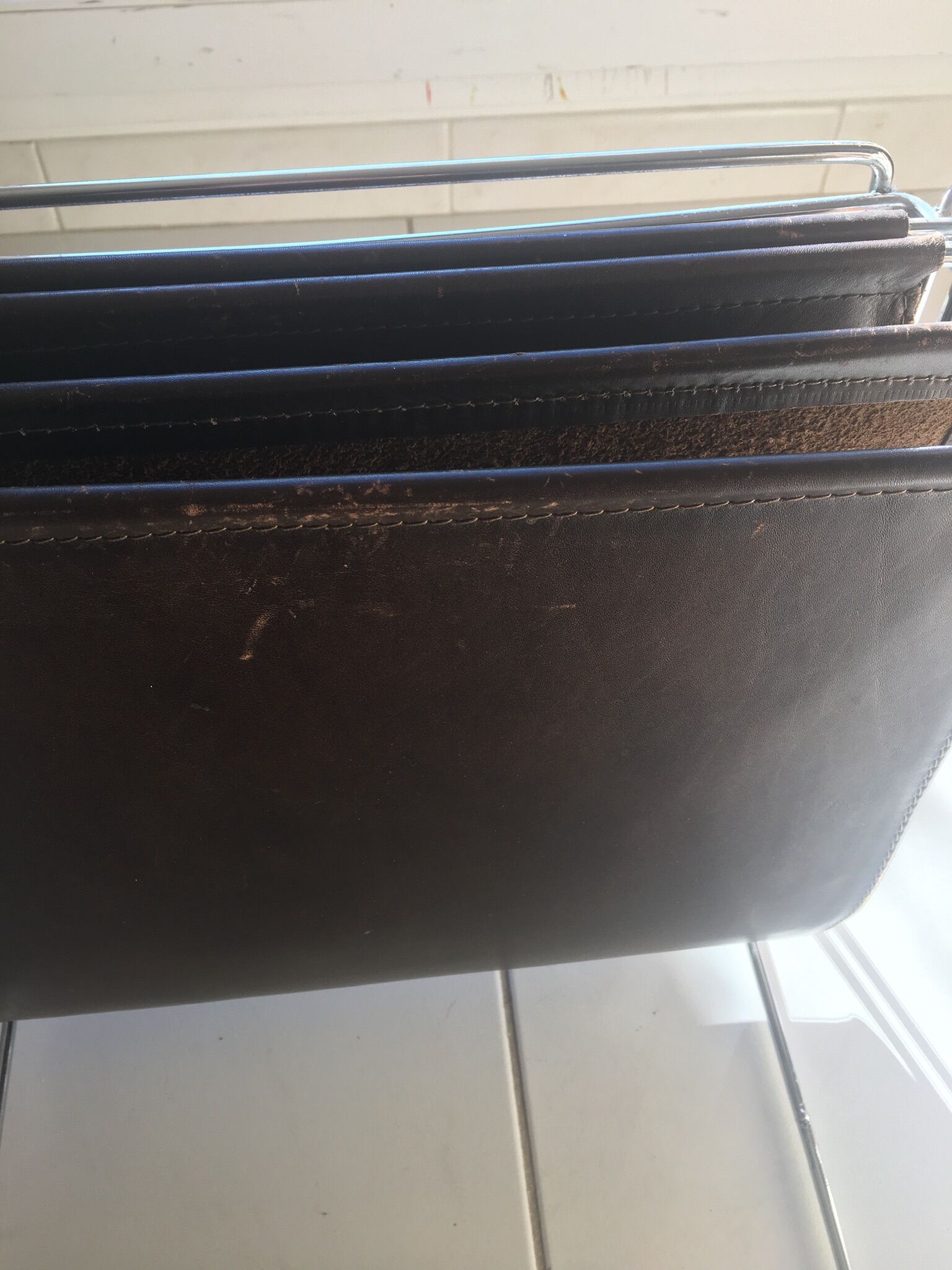 Design magazine rack Gerard Rignault edited by Group SA