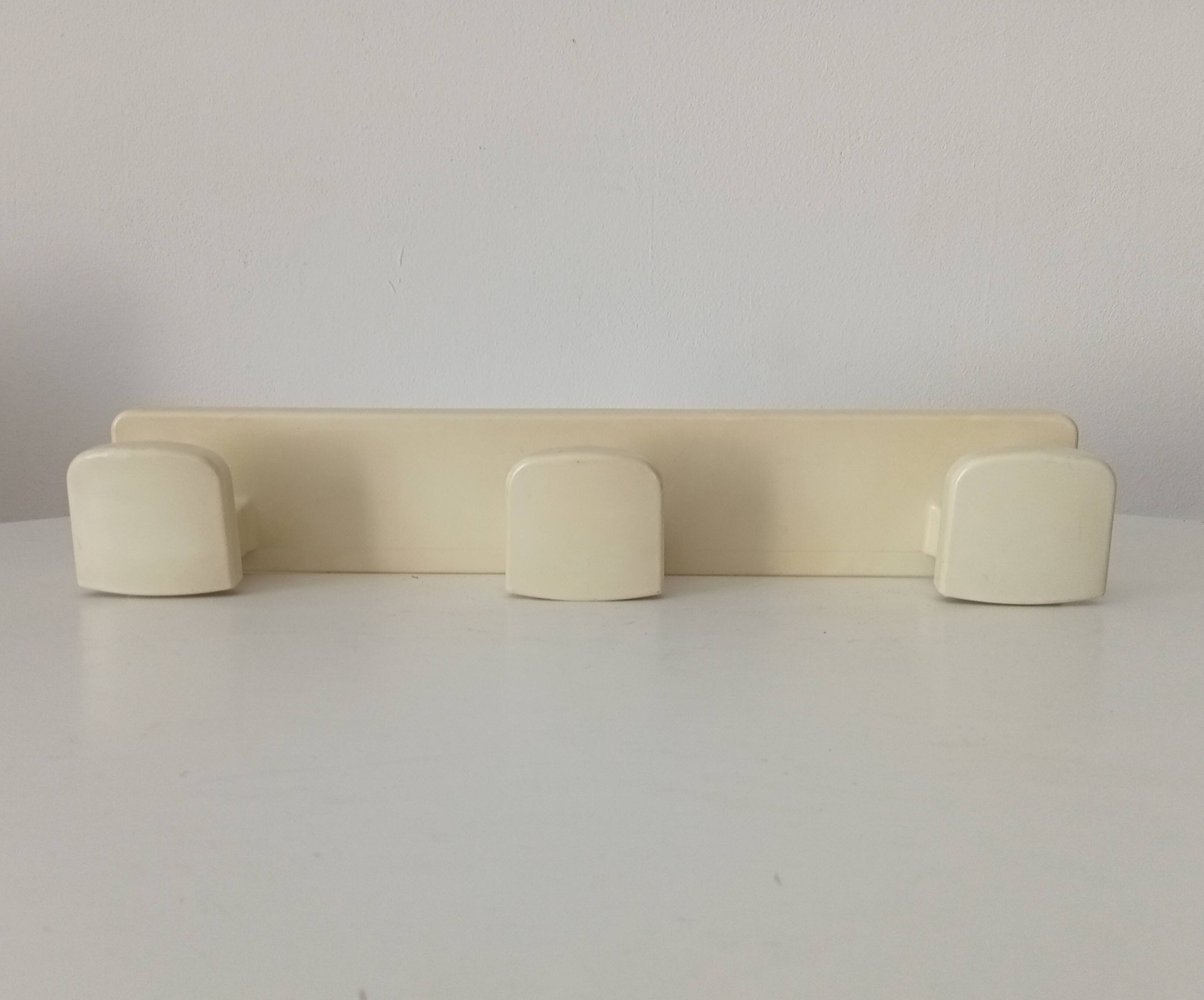 Vintage wall coat rack from the 70s