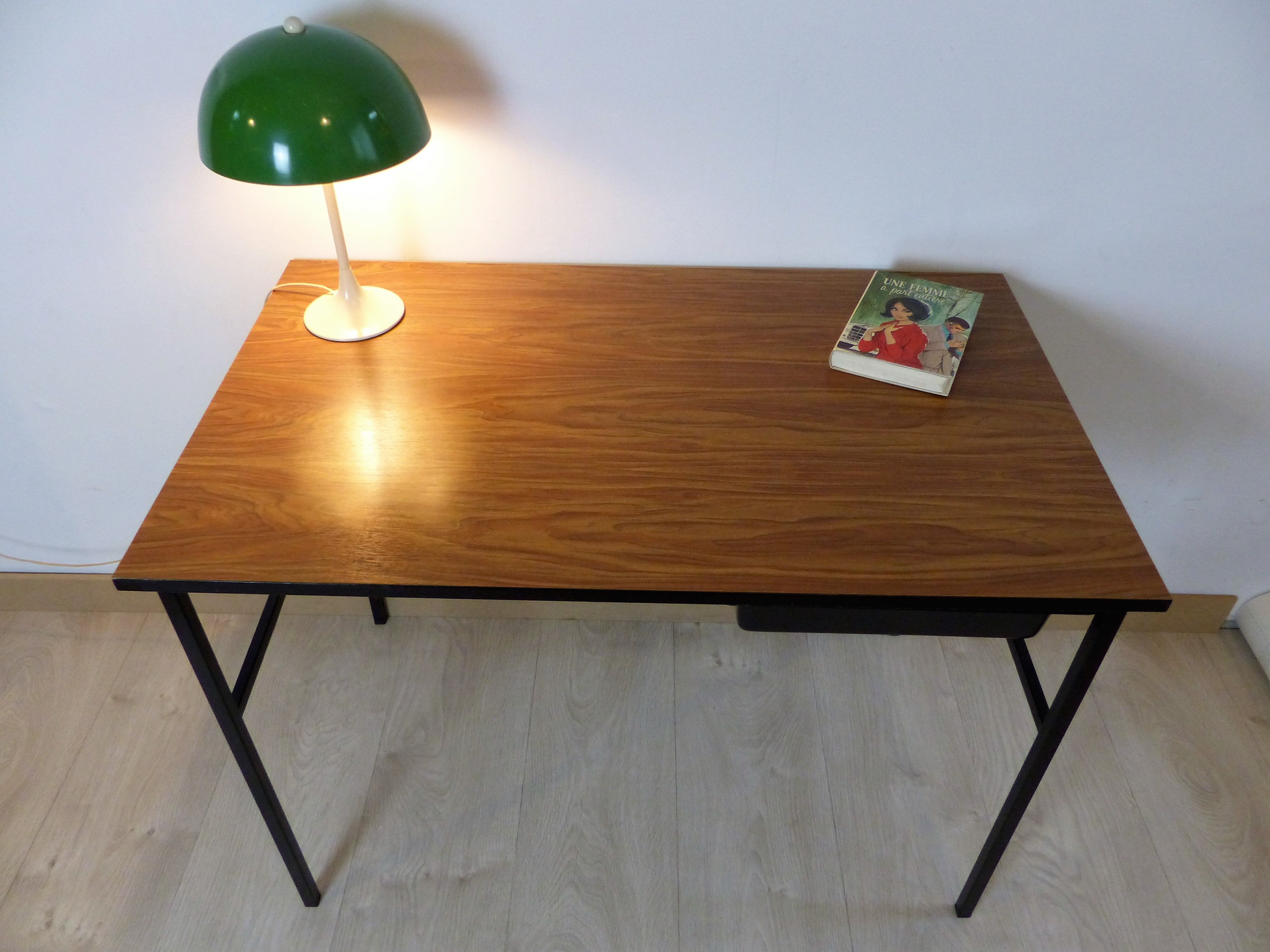Pierre Guariche's "Junior" office for Meurop