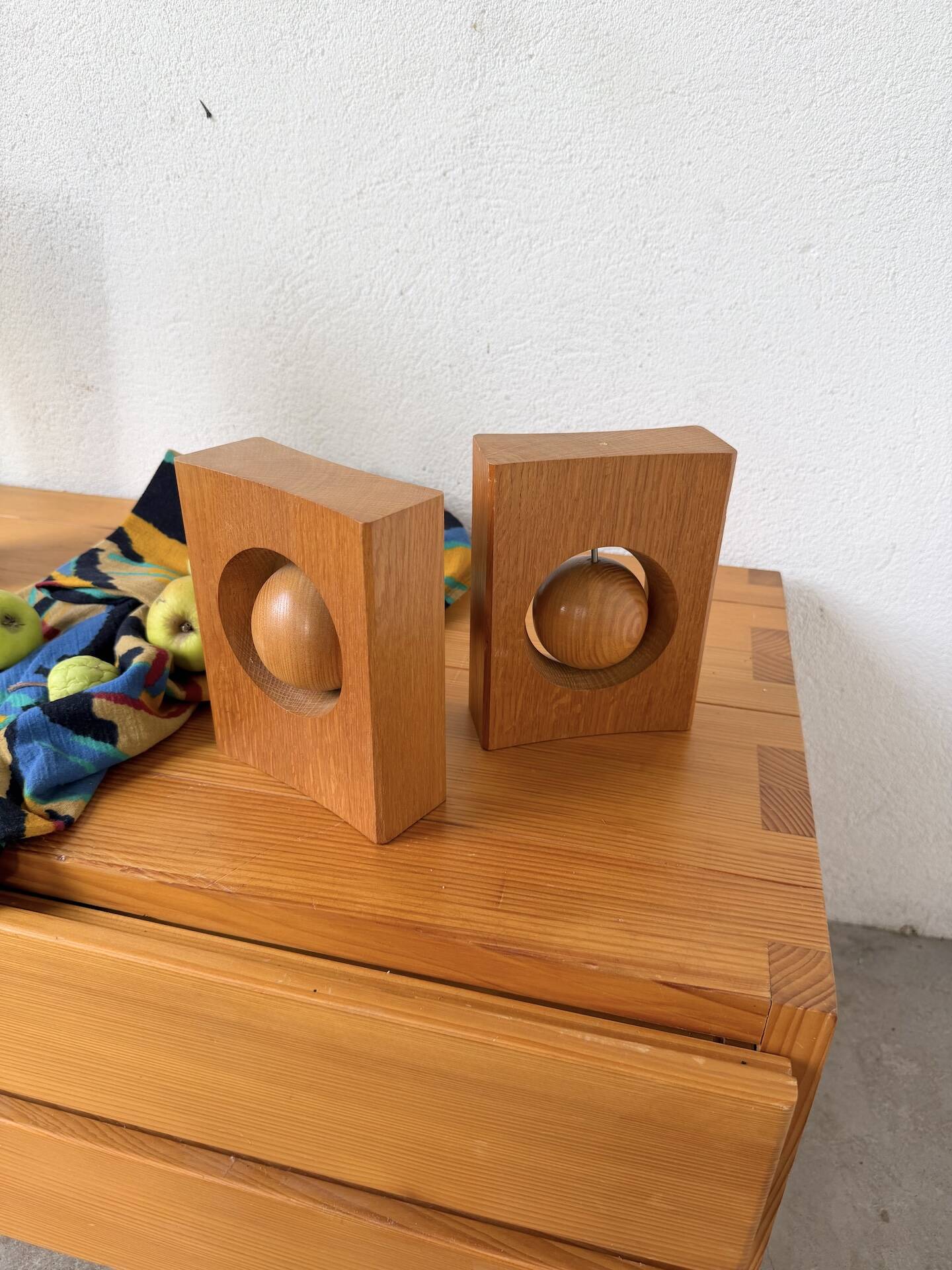 Constructivist wooden bookends