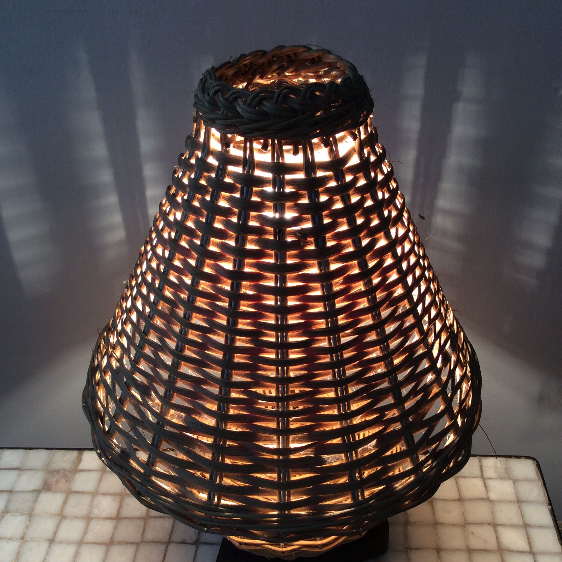 Vintage lamp from the 50s- 60s in rattan