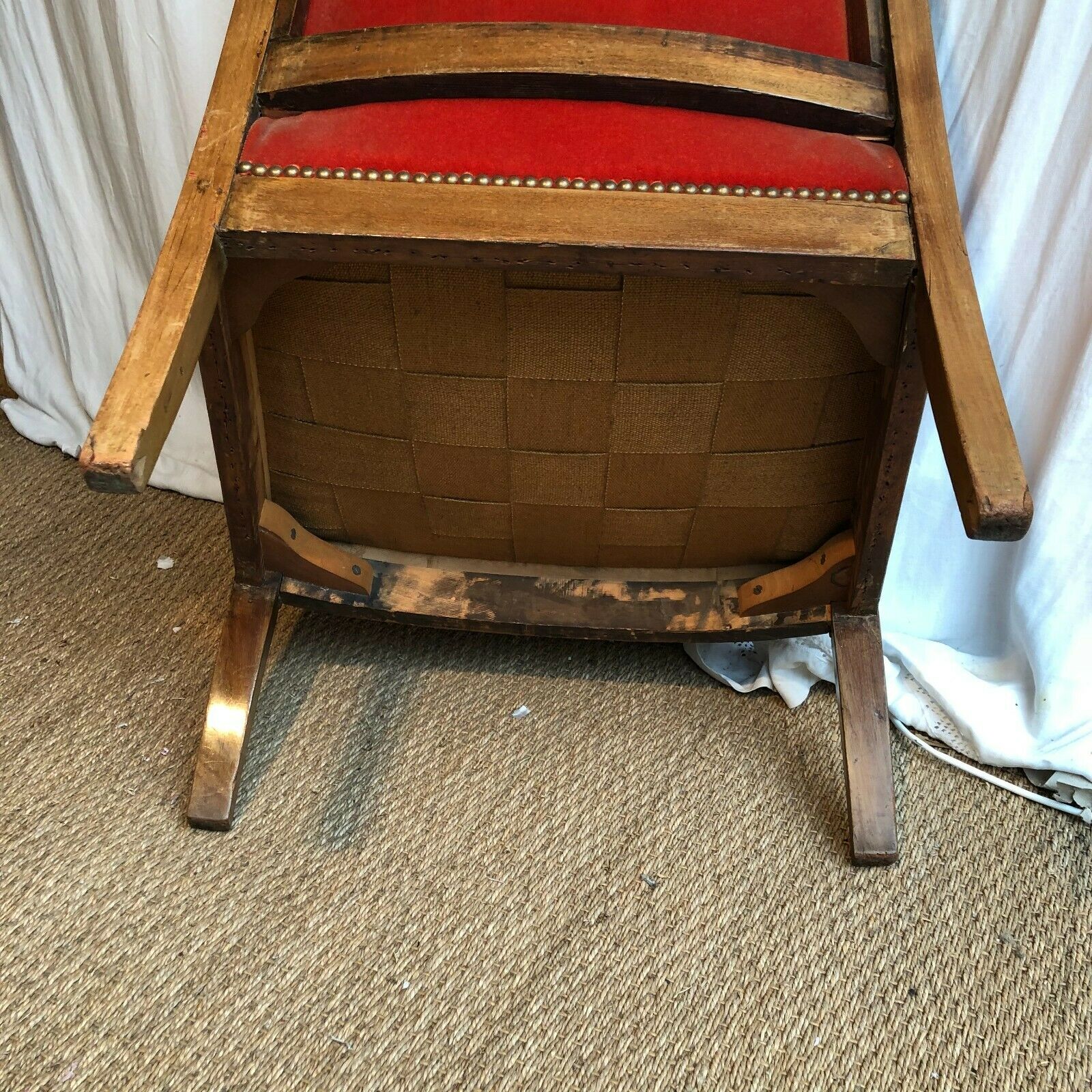 Armchair Shepherdess with walnut dolphins