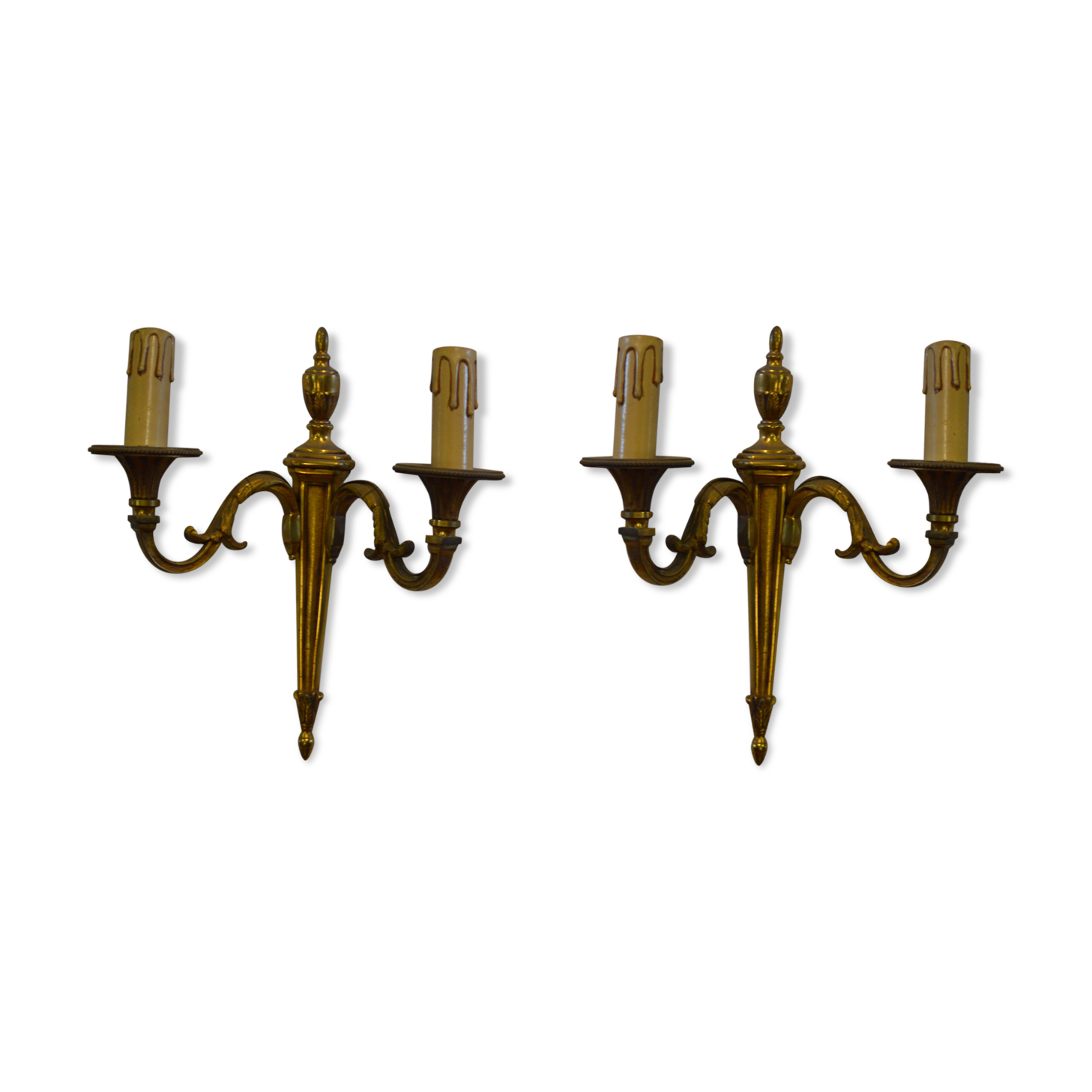 LOUIS XV style wall light in gilded bronze (the pair)