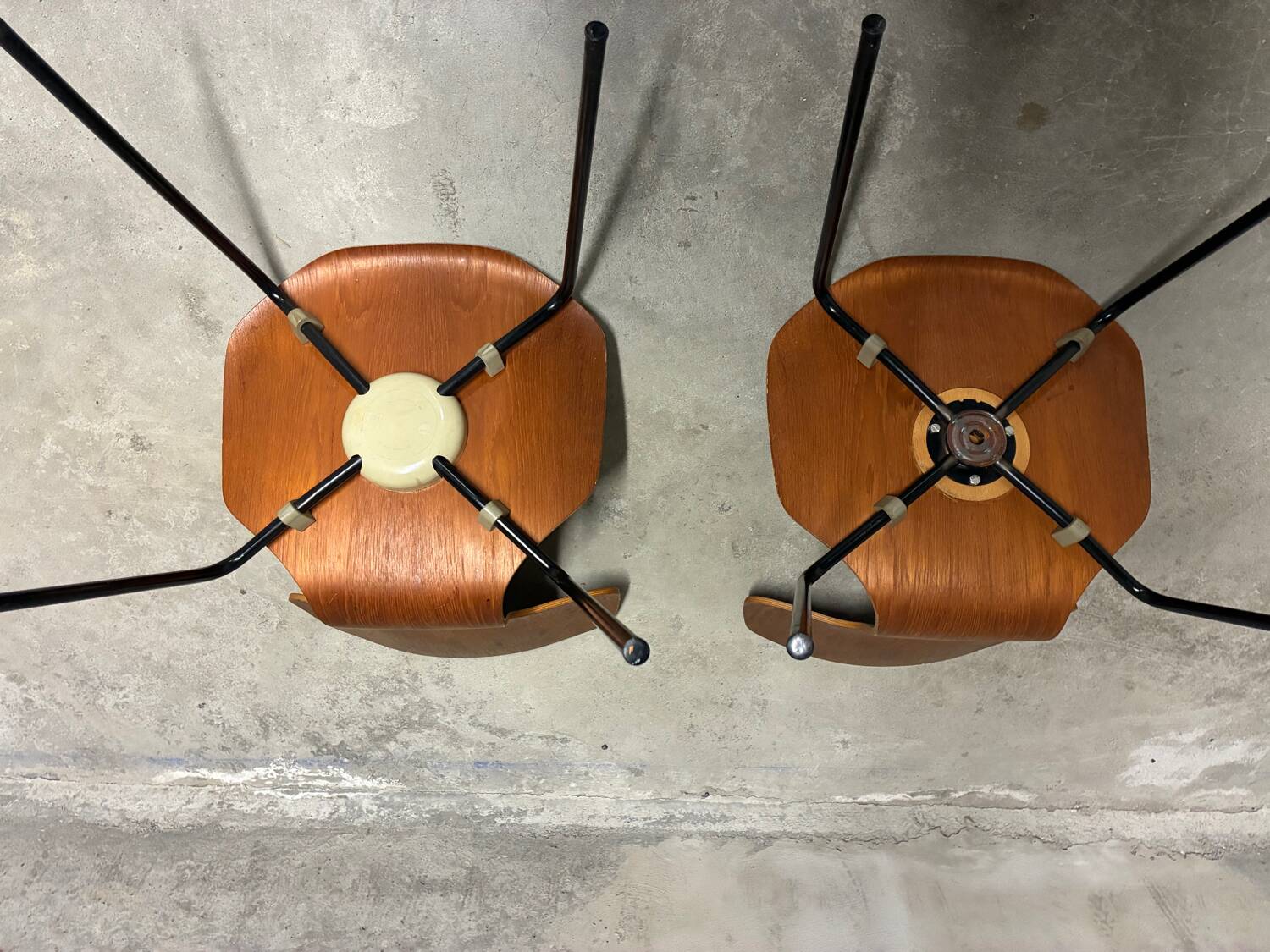 Hammer Chairs by Arne Jacobsen