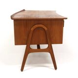 Scandinavian teak desk, Svend Aage Madsen, Sigurd Hanse, Sweden, 1950