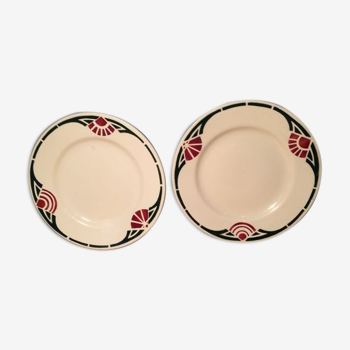 Duo of plates beginning of century