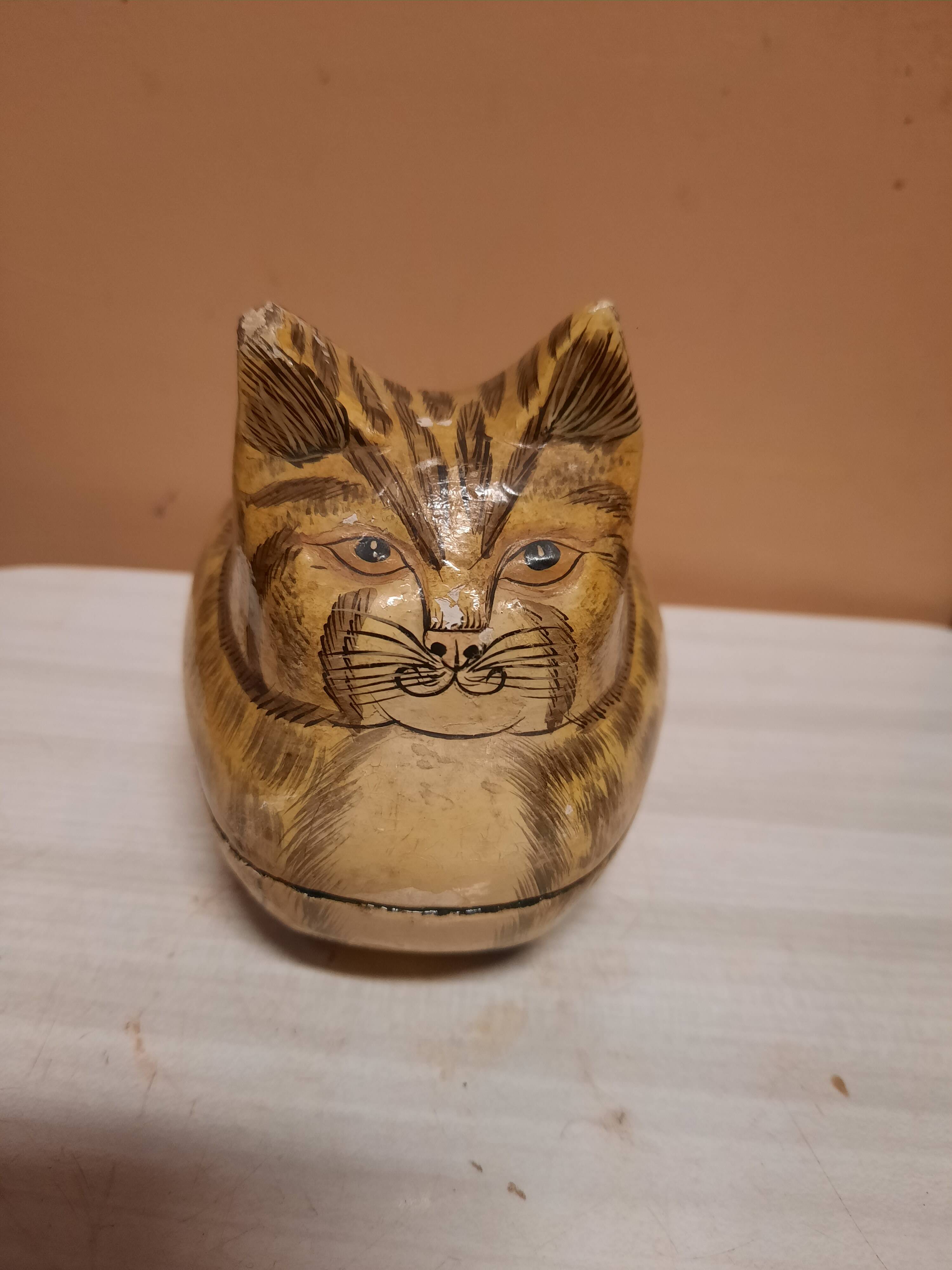Cat box