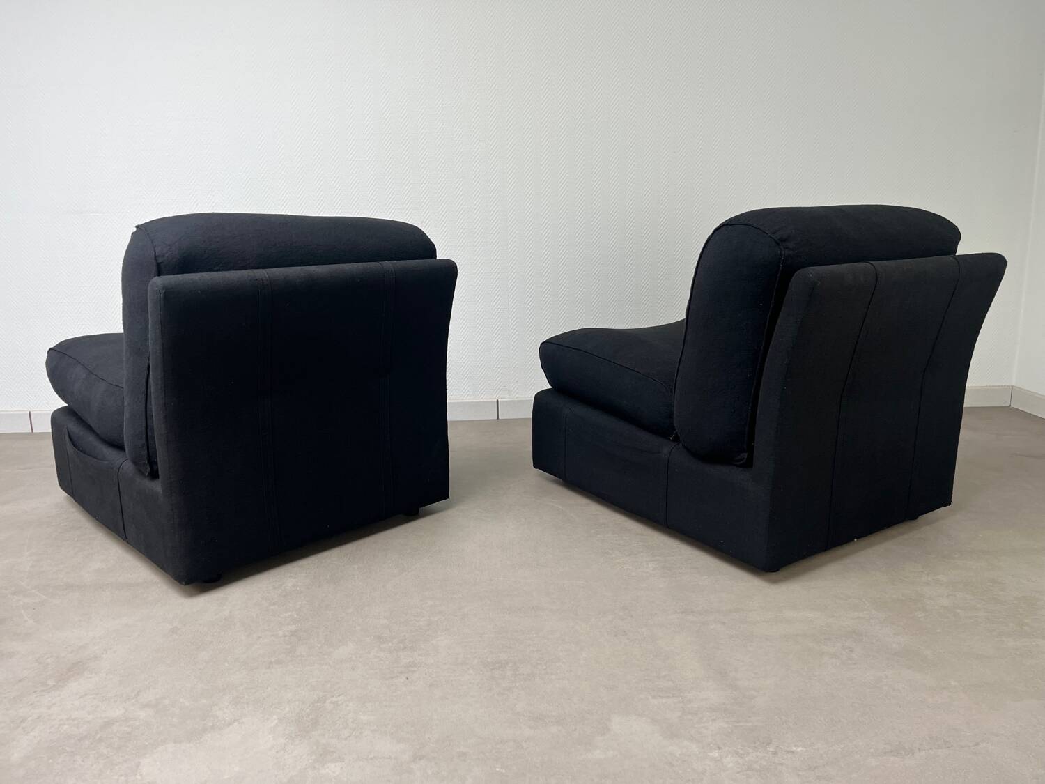 2 Ligne Roset armchairs from the 1970s.