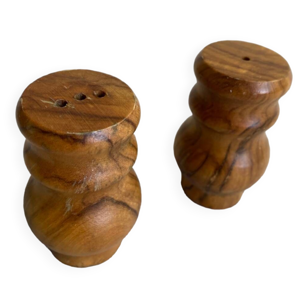 Salière et poivrière en bois d’olivier