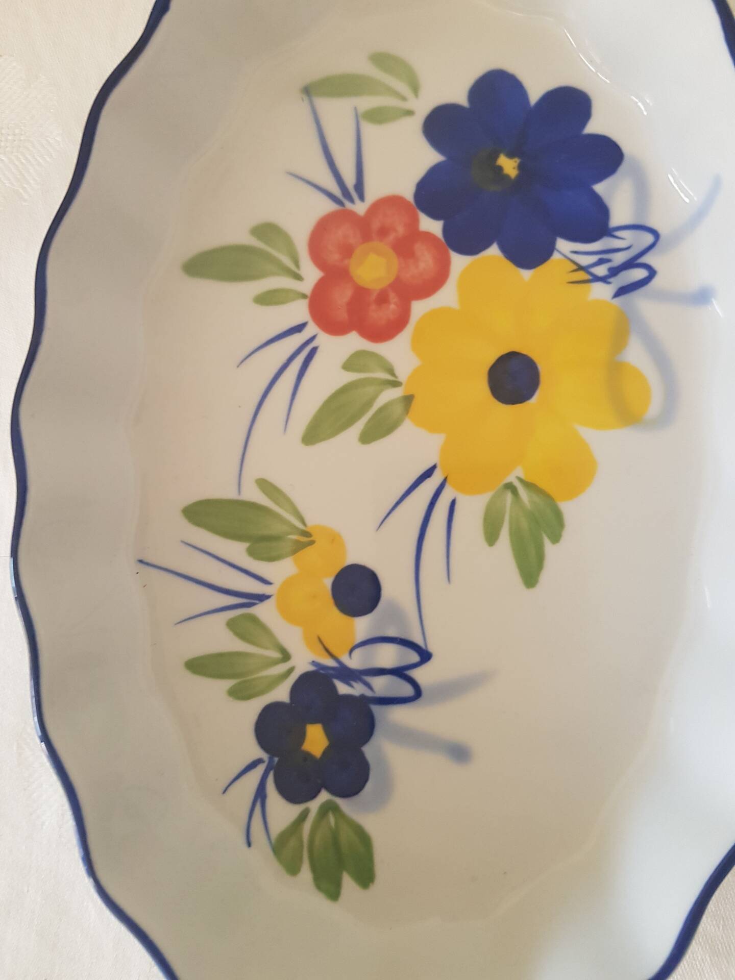 Set of 2 small oval dishes, Sarreguemines Digoin