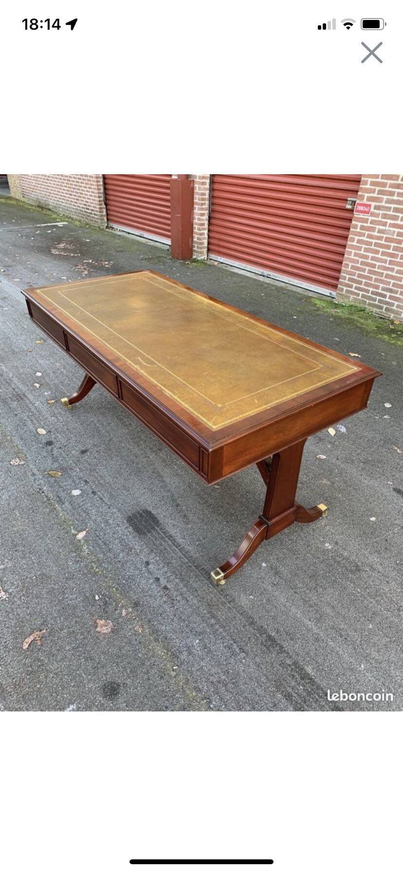 Rothschild walnut flat desk