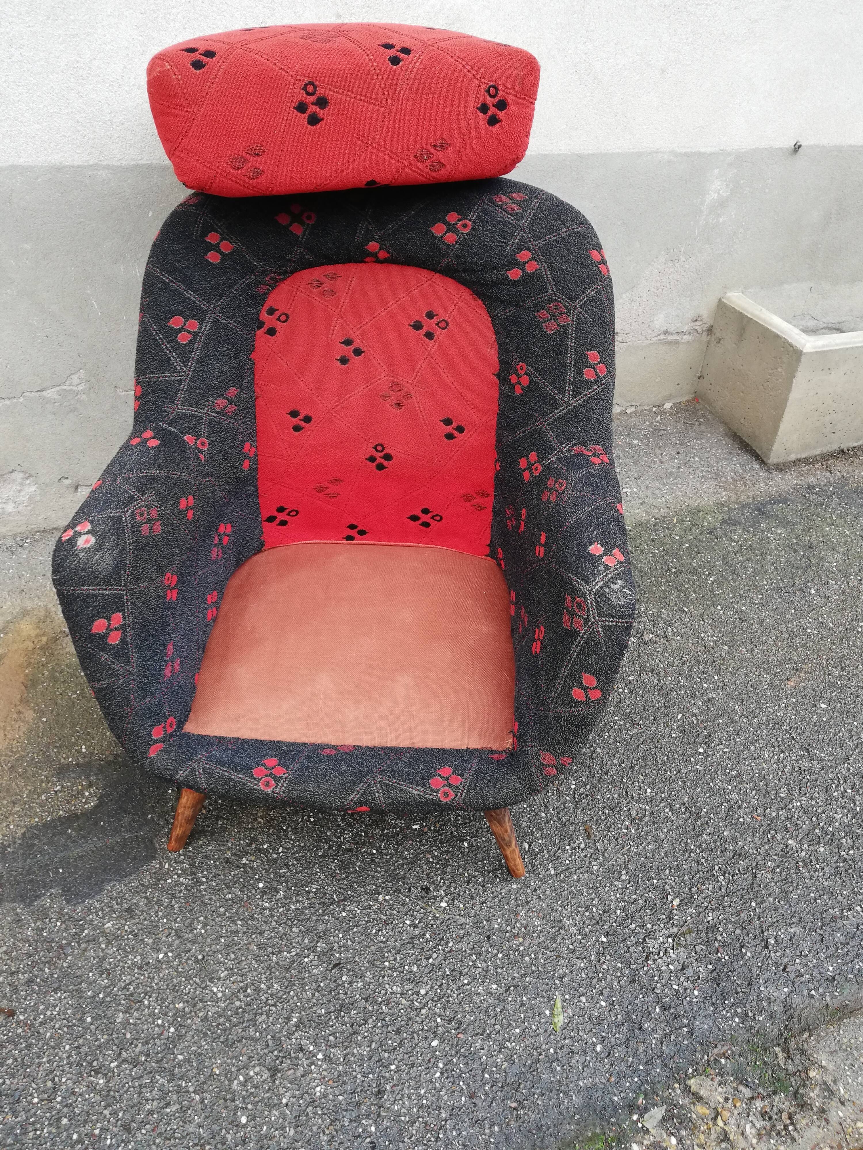 Fauteuil année 50 rouge et noir pieds compas