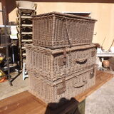 3 panières, old Wicker suitcases