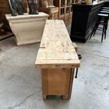 Joiner's workbench from the early 20th century.