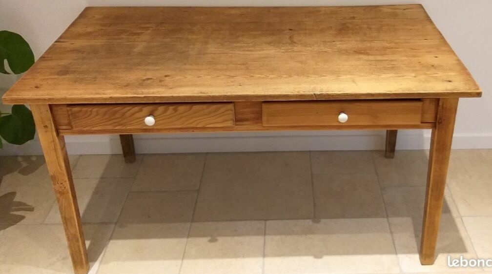 Farmhouse table
