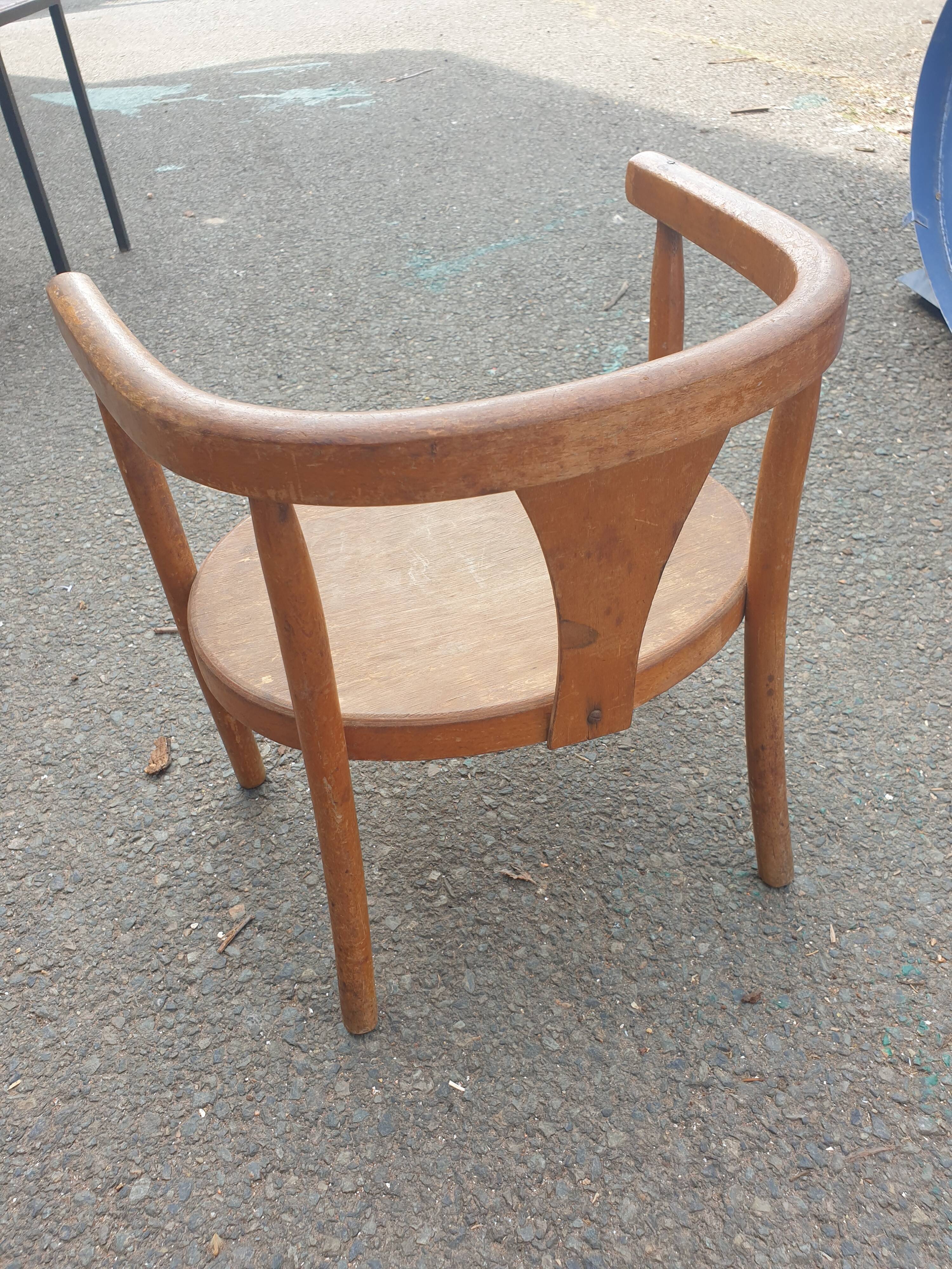 Child armchair
